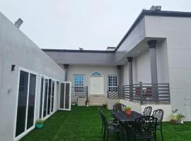 استراحة الهولي, hôtel à Ma‘mūrah