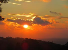 Evening Star Cottages, hotel in Saundersfoot