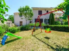 Cozy Home In Katun Lindarski,Pazin