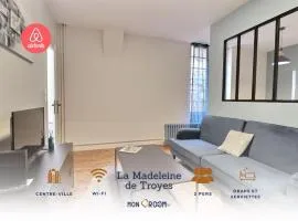 Le logis de Madeleine - ideal couple / solo - coeur de la ville - proche gare