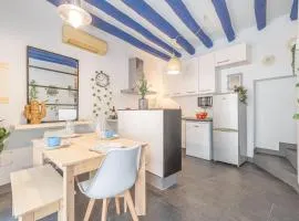 CAN QUICO-CASA con ENCANTO en el CENTRO, junto a la BAHÍA, parking publico proximo