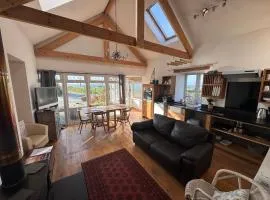 Trevillick Barn 2 bed sleeps 2