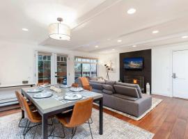 Updated 3BR, 3BA with Pool - Steps to Town, hotel a Aspen