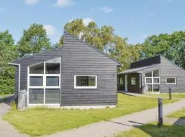 Holiday Home Halvejen Hytte Spjald I
