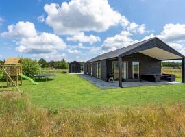 3 Bedroom Beautiful Home In Jerup, hotel in Jerup