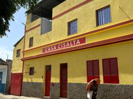 Casa Cisalta N2 - 5mn Centro City, hostel v destinaci Praia