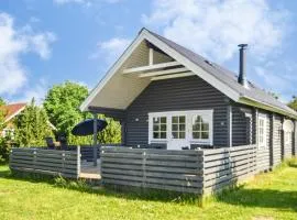 Two-Bedroom Holiday Home In Hovborg
