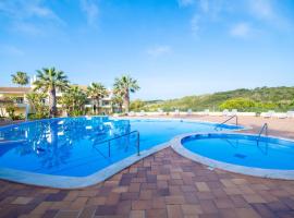 49 Presa da Moura - Superbly 2 Bed Townhouse，位于卡武埃鲁的酒店