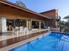 San Lameer villa 5909 - 4 Bedroom Premier - 8 pax - San Lameer Rental Agency