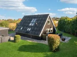 Beautiful Home In Glesborg With Kitchen