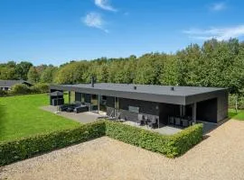 Three-Bedroom Holiday Home In Hemmet