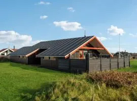 Nice Home In Harboøre With Wifi