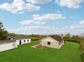 3 Bedroom Beautiful Home In Spøttrup