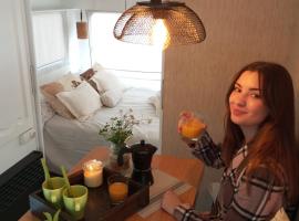 Caravana- Glamping Casa tortuga, hotel a la Nucia