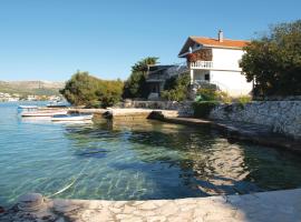 Holiday Home Sparadici Lxii, hotel v destinaci Grebaštica
