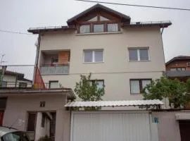 Guest House Fena