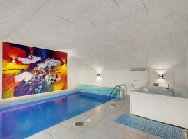 Pet Friendly Home In Vils With Sauna, hotel s jacuzzi v destinaci Vils