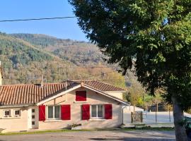 Au Gite des Champs, vila v destinaci Lamure-sur-Azergues