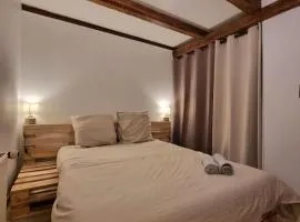 Le Hameau Frontalier
