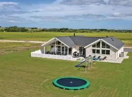 Seven-Bedroom Holiday Home In Spottrup