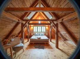 ENJOY Cozy HOME Hills & Forest & Views & Gardens & Sauna Whirlpool Bath