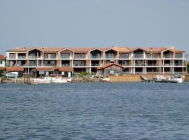 T3 neuf plein sud Arcachon première ligne, hotel in La Teste-de-Buch