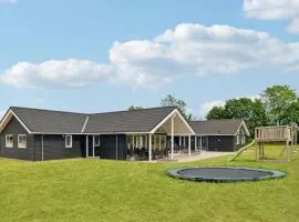 Gorgeous Home In Grenaa With Sauna