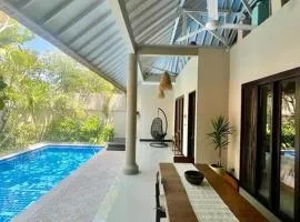 Stylish & quiet Seminyak pool villa