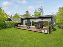 3 Bedroom Stunning Home In Ebeltoft