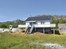 4 Bedroom Gorgeous Home In Hervik