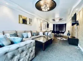 13 Guests - Free Parking - Manchester House