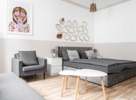 SchaeBu! Ferienwohnung im Herzen von Cottbus, khách sạn ở Cottbus