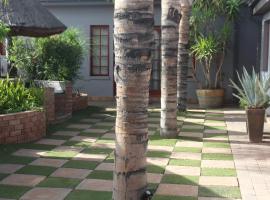 Falcon Guesthouse, hotel in Upington