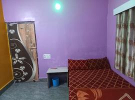 OYO Paras Hotel, hotel v destinaci Jamūi