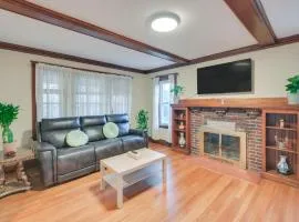 Belmont Home Less Than 3 Mi to Harvard Square!