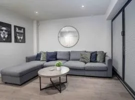 Newly Extended 3 Bed Family Home Near Graves Park