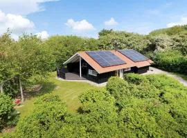 Four-Bedroom Holiday Home In Sydals