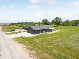 Lovely Home In Glesborg With Sauna