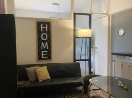 Deluxe Monoambiente microcentro