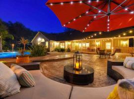 Exclusive Sierra Foothills Oasis, hotel in Auburn