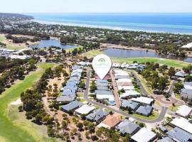 Across the Way, golf and beach heaven, hotel in Dunsborough