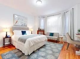 Walk To Restaurants, Shopping, Near Bu And Hosp