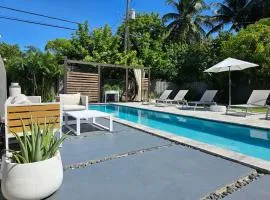 Private Paradise with Lap Pool close to the City Center