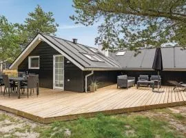 Four-Bedroom Holiday Home In Blavand