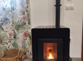 Casa Cueva Las Chicas del Puente, hotel v destinaci Setenil