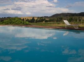 Estancia Ave María, guest house in Tandil