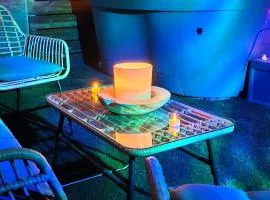 Maison Plus Belle La Nuit avec jacuzzi privé