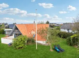 Cozy Home In Bogense With Wifi