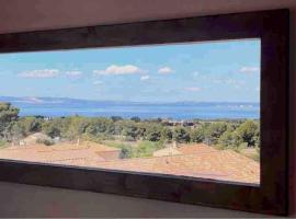 Viesnīca Appartement T4 de 100m2 proche Marseille pilsētā Roņaka