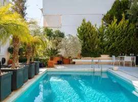 Serena Calm Pool House